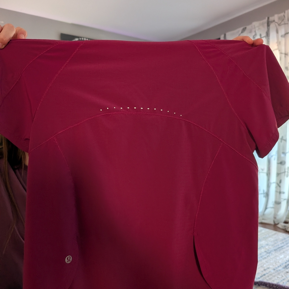 lululemon athletica Short Sleeve Tee - Burgundy